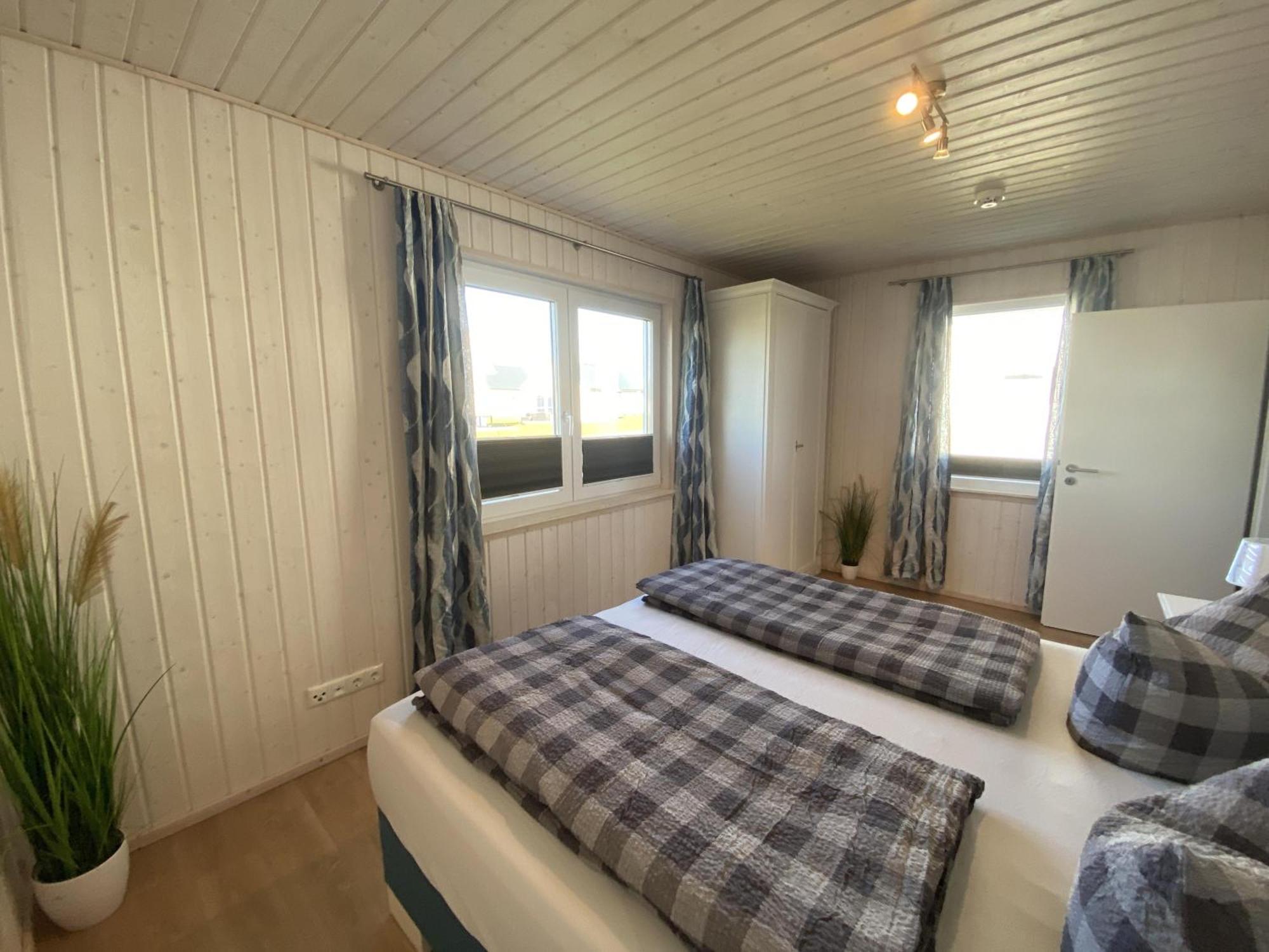Ferienhaus Skipper Hus By Seeblick Ferien Oro, Kamin,Sauna Олпениц Екстериор снимка